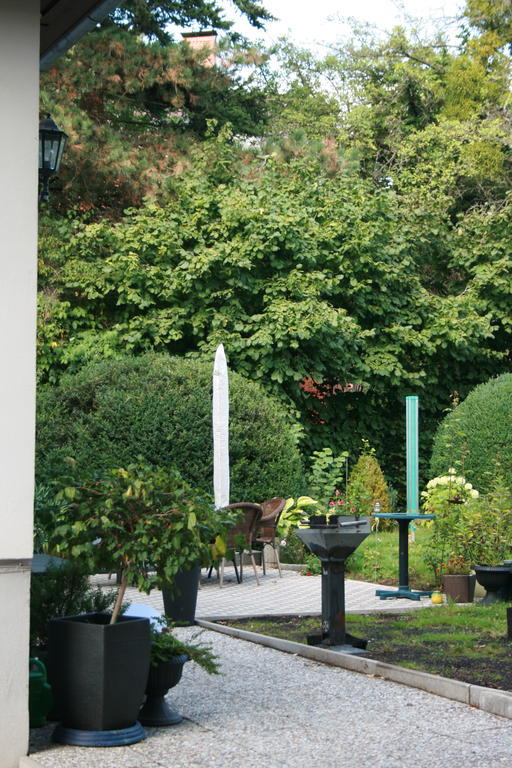 Ferienwohnung Am Kurpark Bad Nenndorf Buitenkant foto